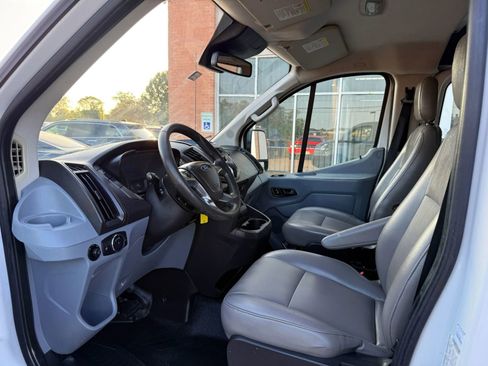 Used 2016 Ford Transit 250 130 Low Roof w/ Exterior Upgrade Package image 28