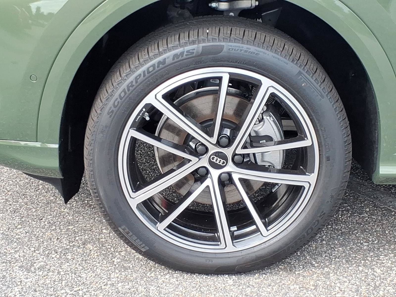 New 2026 Audi Q5 Premium Plus AWD/4WD image 4