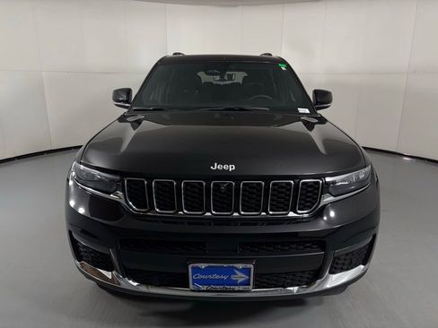 Used 2024 Jeep Grand Cherokee L Limited w/ Luxury Tech Group II AWD/4WD image 3