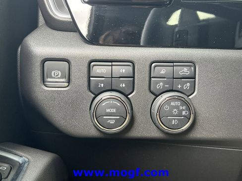 Used 2025 Chevrolet Silverado 1500 RST w/ RST All Star Premium Package AWD/4WD image 15