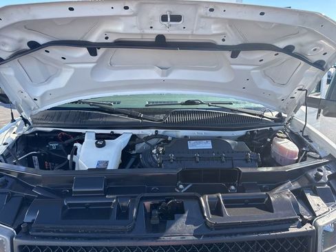 Used 2022 Chevrolet Express 3500 w/ Power Convenience Package image 28