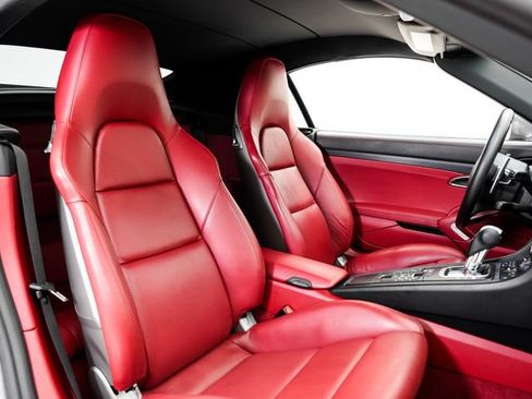 Certified 2015 Porsche 911 Carrera GTS RWD image 24