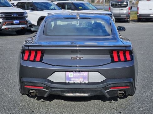 Used 2024 Ford Mustang GT Premium image 4