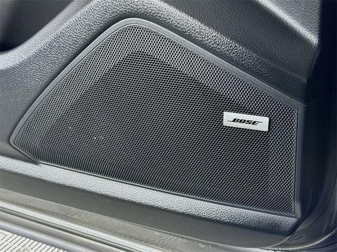 Used 2020 Porsche Cayenne S image 19