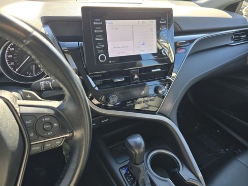Used 2023 Toyota Camry SE image 26