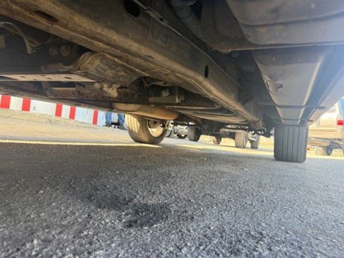 Used 2008 Chevrolet Avalanche LT w/ LT Preferred Equipment Group image 16