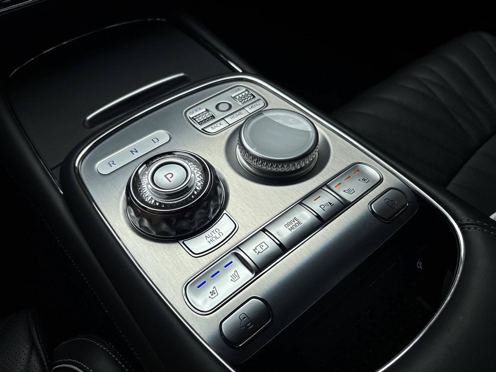 Used 2023 Genesis G90 3.5T AWD/4WD image 23