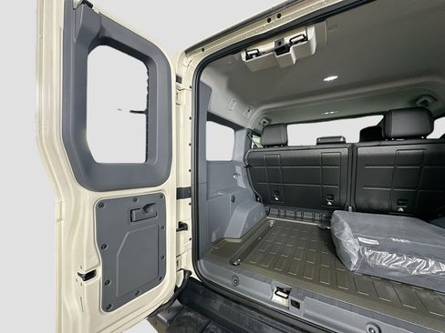 New 2025 INEOS Grenadier Fieldmaster Edition AWD/4WD image 43