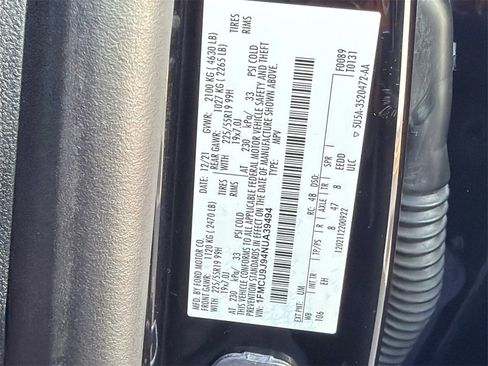 Used 2022 Ford Escape Titanium image 35