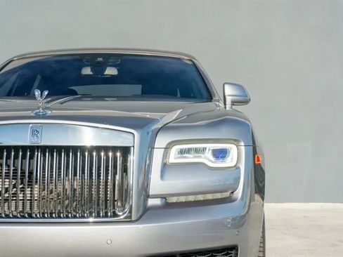 Used 2019 Rolls-Royce Ghost image 28