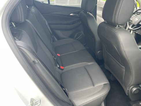 Used 2025 Buick Encore GX Preferred AWD/4WD image 26