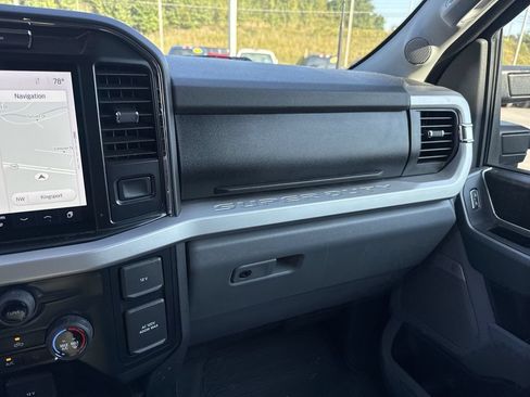 Used 2023 Ford F250 XLT w/ XLT Premium Package AWD/4WD image 11