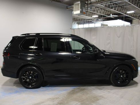 Used 2024 BMW X7 xDrive40i w/ M Sport Package AWD/4WD image 23