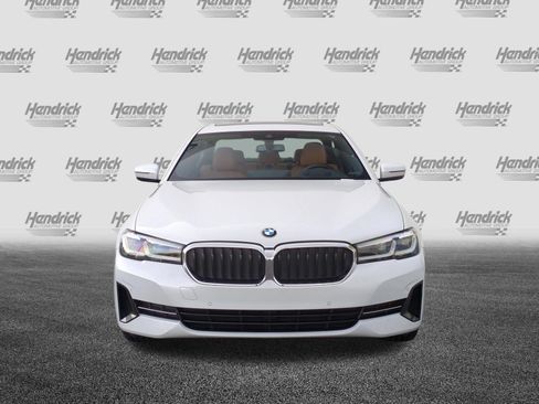 Used 2023 BMW 530i w/ Premium Package RWD image 3