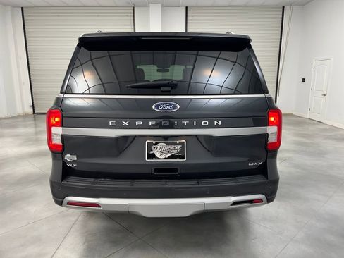 Used 2024 Ford Expedition Max XLT image 6