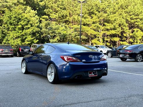 Used 2015 Hyundai Genesis 3.8 image 7