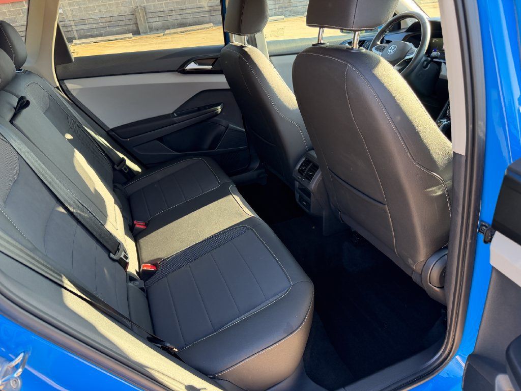 Certified 2023 Volkswagen Taos SE AWD/4WD image 24