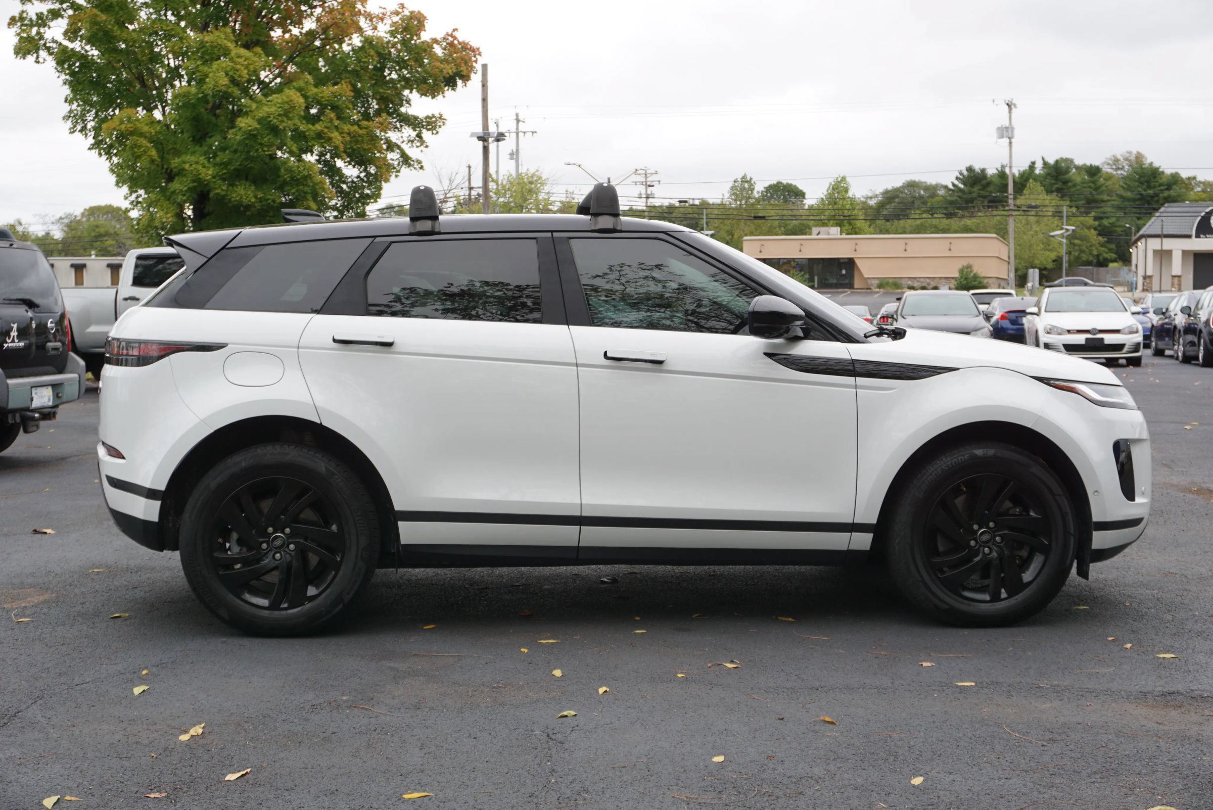 Used 2021 Land Rover Range Rover Evoque S AWD/4WD image 4