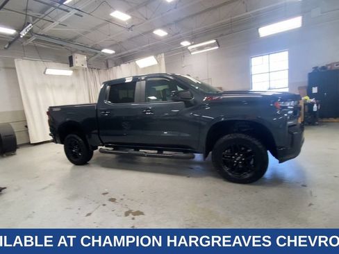 Used 2020 Chevrolet Silverado 1500 LT Trail Boss AWD/4WD image 2