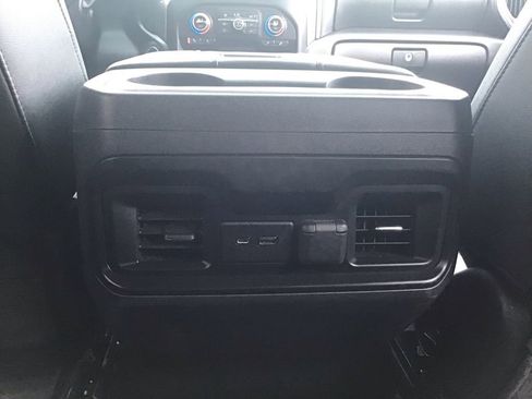 Used 2020 Chevrolet Silverado 1500 LT Trail Boss image 19