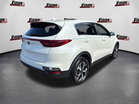 Used 2022 Kia Sportage LX image 5