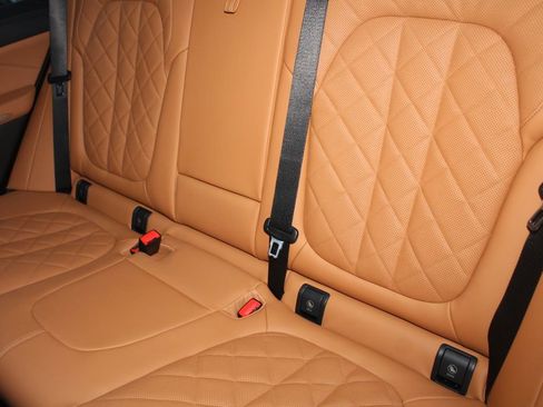 New 2026 BMW X5 xDrive50e w/ Premium Package image 21