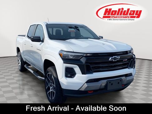 Certified 2024 Chevrolet Colorado Z71 w/ Z71 Convenience Package 2 image 1