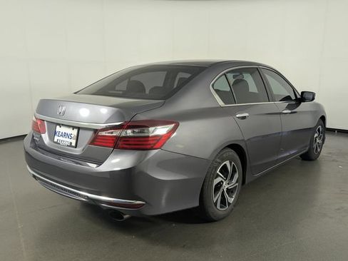 Used 2016 Honda Accord LX image 7