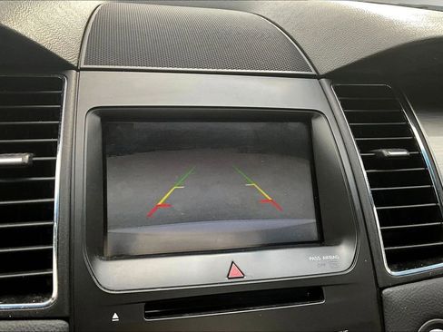 Used 2015 Ford Taurus SEL w/ Equipment Group 201A image 16