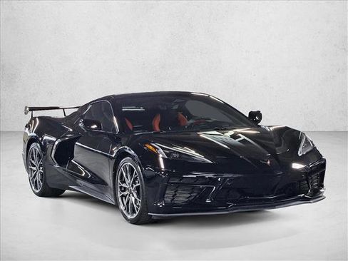 Used 2025 Chevrolet Corvette Stingray Premium Conv w/ Stealth Interior Trim Package image 3