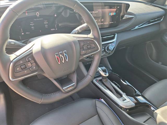 Used 2024 Buick Envista Sport Touring w/ Convenience I Package FWD image 10