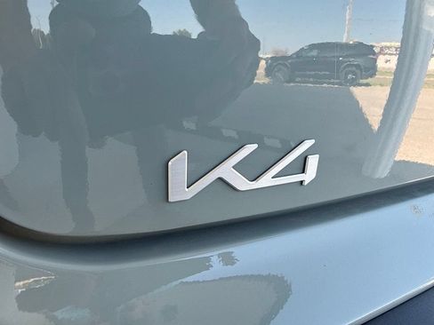 Used 2025 Kia K4 FWD image 14