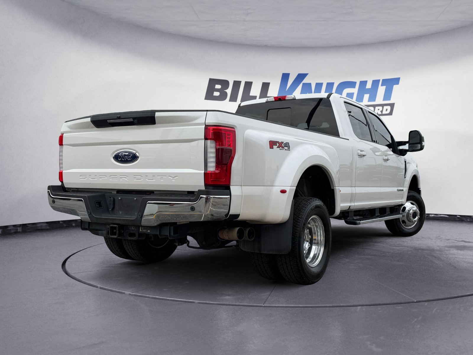 Certified 2019 Ford F350 Lariat w/ Lariat Ultimate Package AWD/4WD image 5