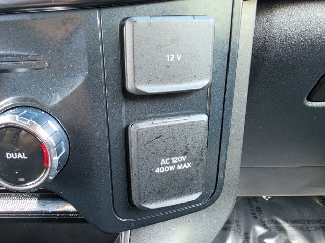 Used 2025 Ford F150 Lariat AWD/4WD image 28