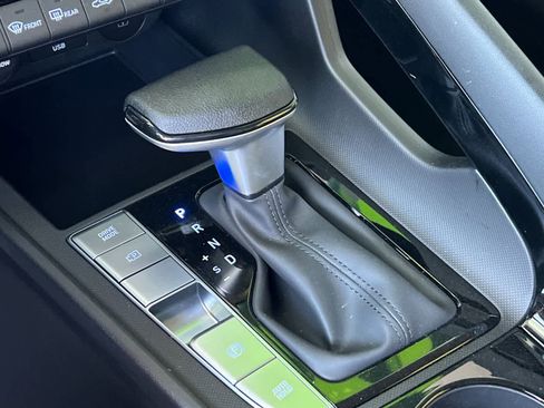 New 2025 Hyundai Elantra Blue image 21