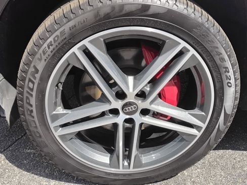 Certified 2024 Audi Q5 e Premium Plus w/ Premium Plus Package image 13