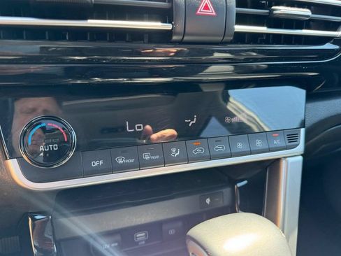 Used 2022 Kia Seltos EX AWD/4WD image 19