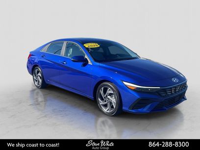 Used 2025 Hyundai Elantra Limited