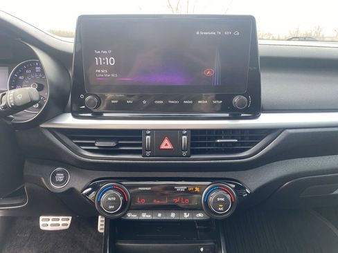 Used 2024 Kia Forte GT-Line w/ GT-Line Premium Package image 21