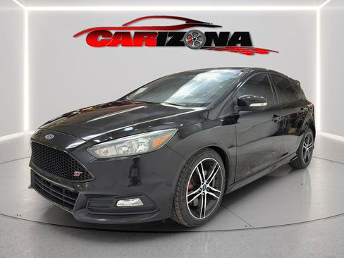 Used 2016 Ford Focus ST image 4