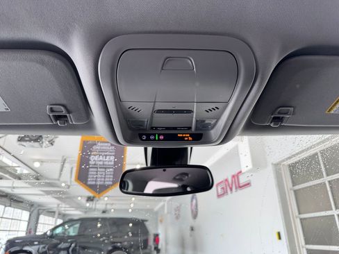 Certified 2024 Chevrolet Blazer LT w/ Convenience Package image 25