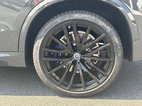 Used 2022 BMW X5 M50i w/ Executive Package image 20