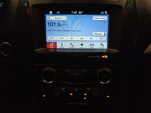 Used 2017 Ford Explorer XLT w/ Equipment Group 201A image 25