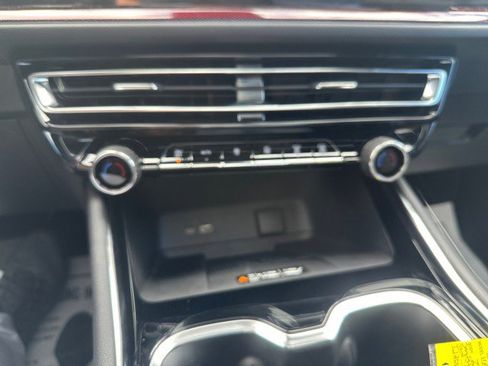 New 2026 Chevrolet Traverse Z71 image 24