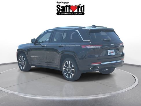 Used 2023 Jeep Grand Cherokee Overland w/ Luxury Tech Group IV AWD/4WD image 22