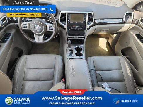 Used 2011 Jeep Grand Cherokee Laredo RWD image 11