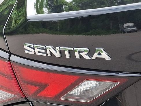 Used 2024 Nissan Sentra SV FWD image 34