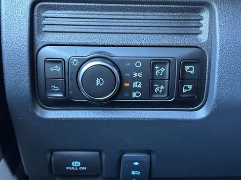 New 2026 Ford F250 Platinum w/ FX4 Off-Road Package image 30