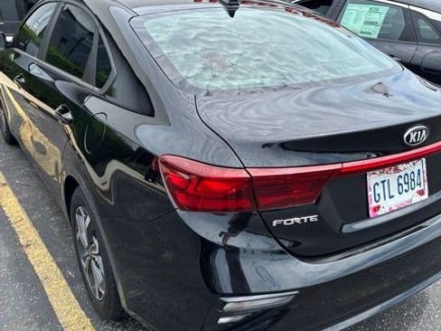 Used 2019 Kia Forte LXS FWD image 14