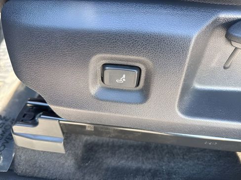 Used 2025 Toyota Tacoma SR image 10